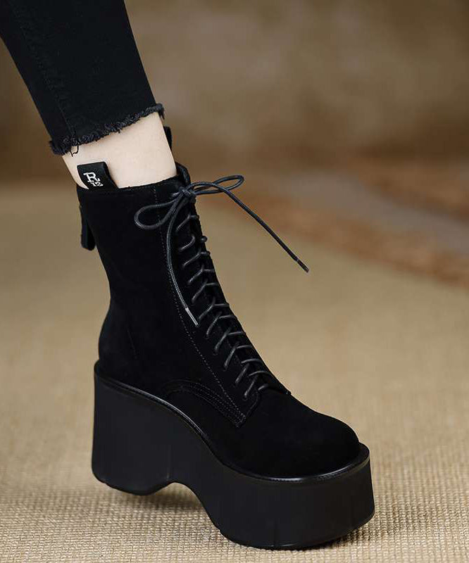 Graceful Orthopedic Boots for Modern Look