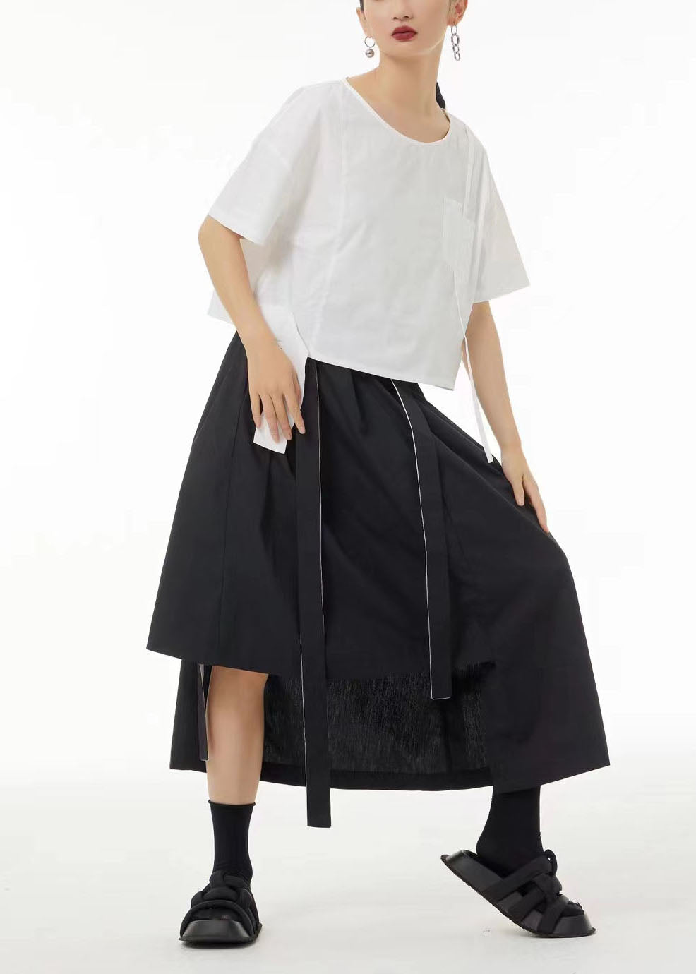 Effortlessly Elegant Top with a Timeless Design