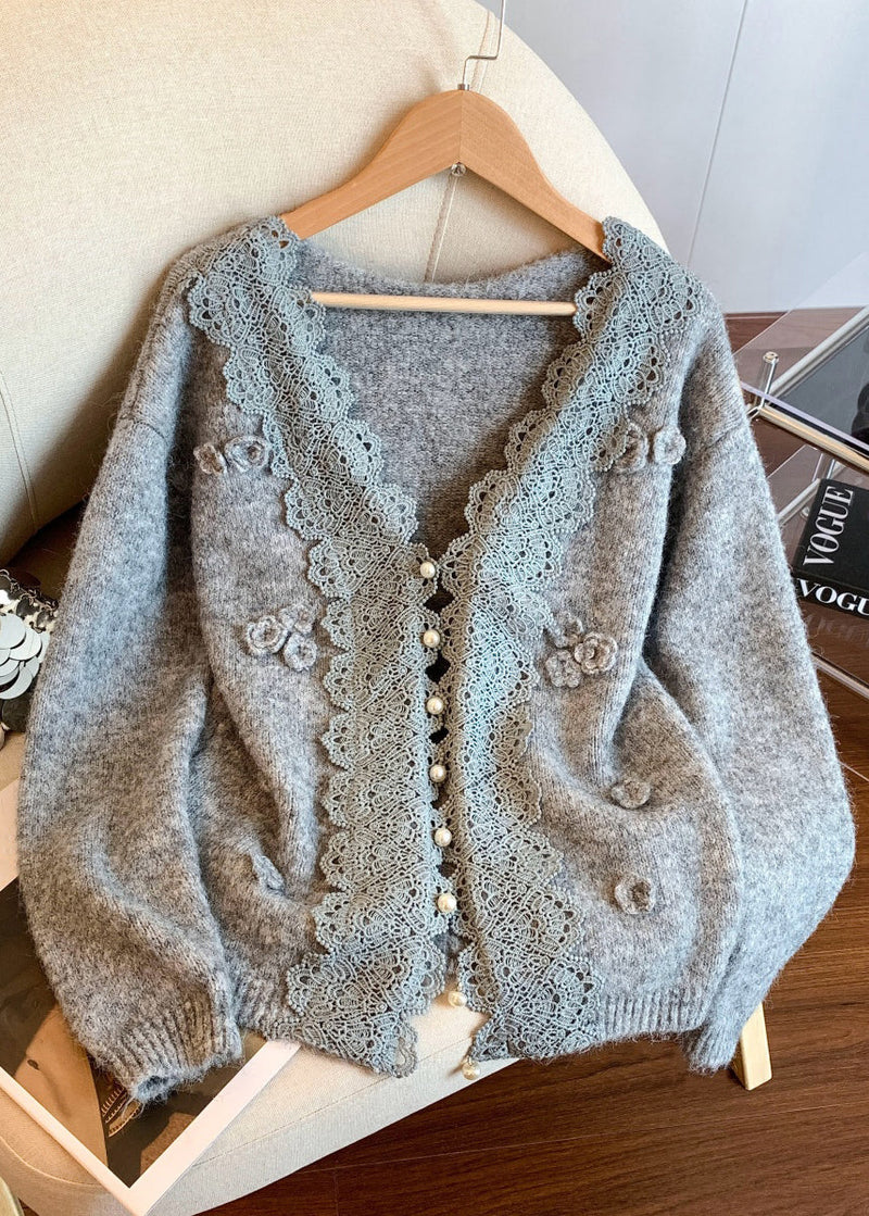 Beautifully Finished Coat in a Timeless Design