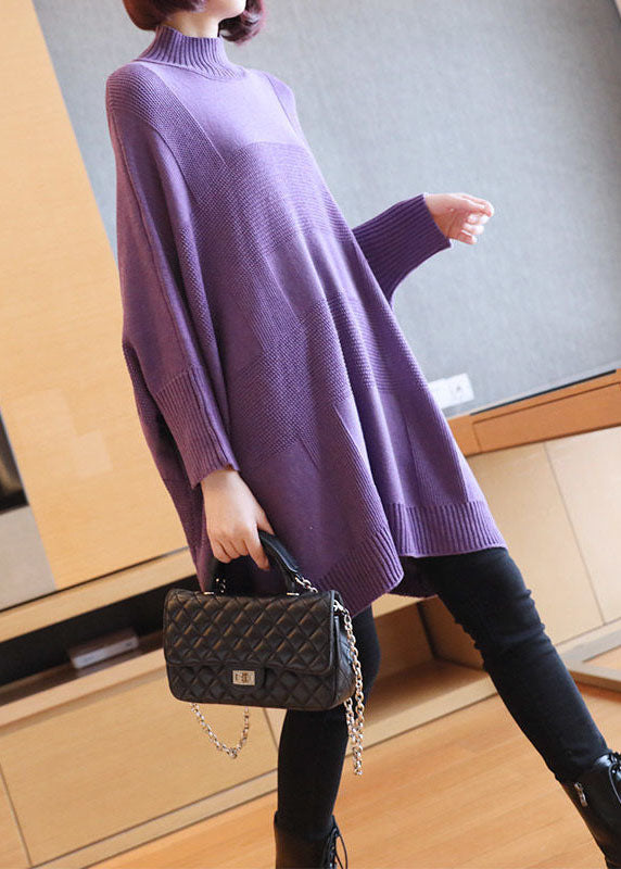 Classic Vintage Sweater with a Flattering Fit