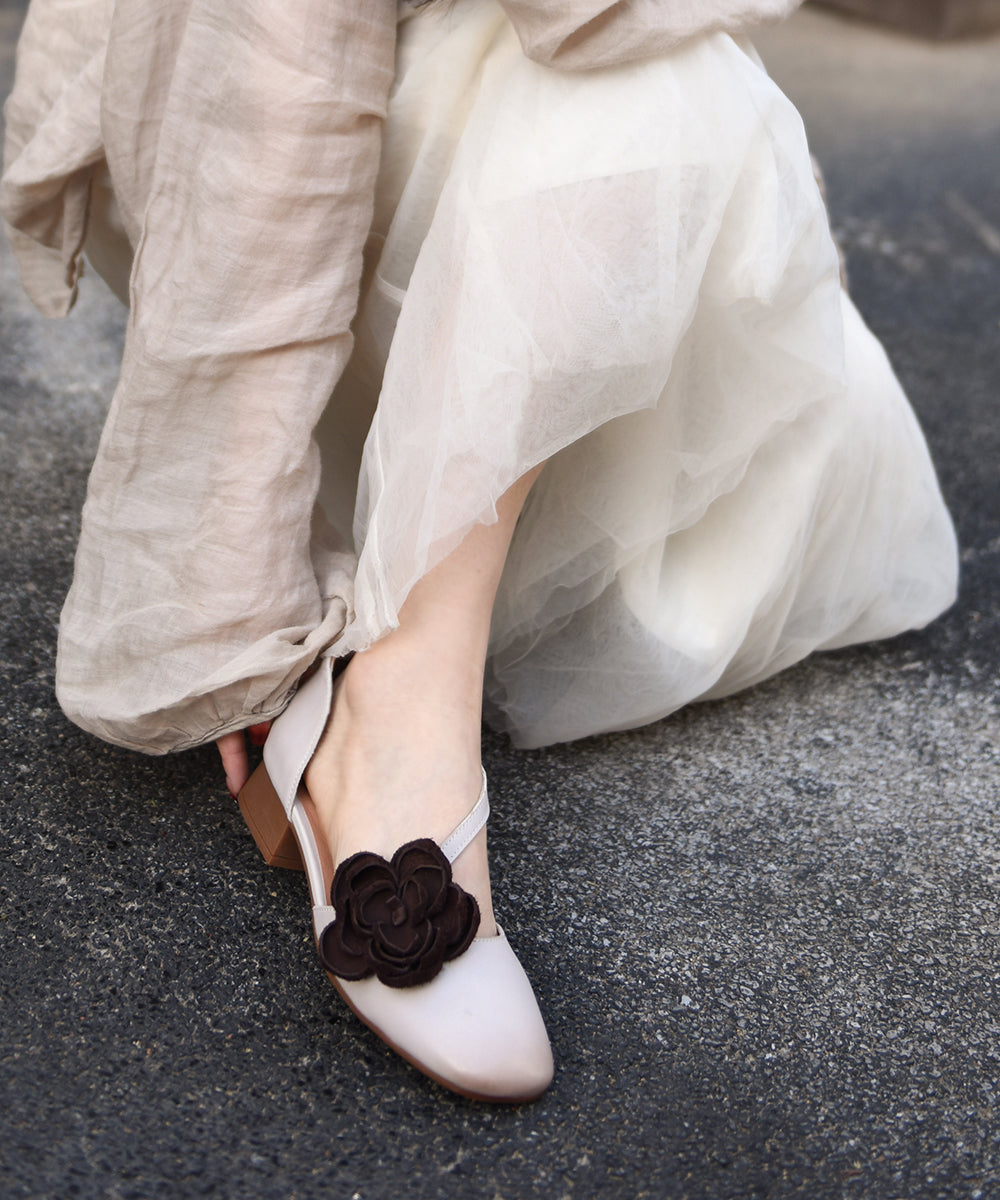 Graceful Orthopedic Sandals for Modern Look