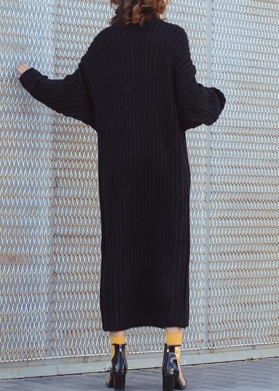 Well Tailored Sweater with a Graceful Silhouette