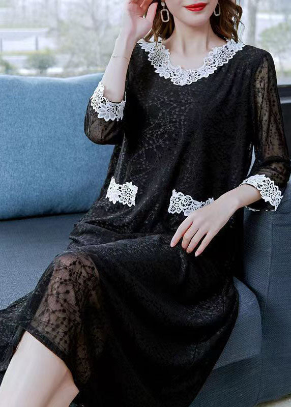 Well Tailored Dress with a Graceful Silhouette
