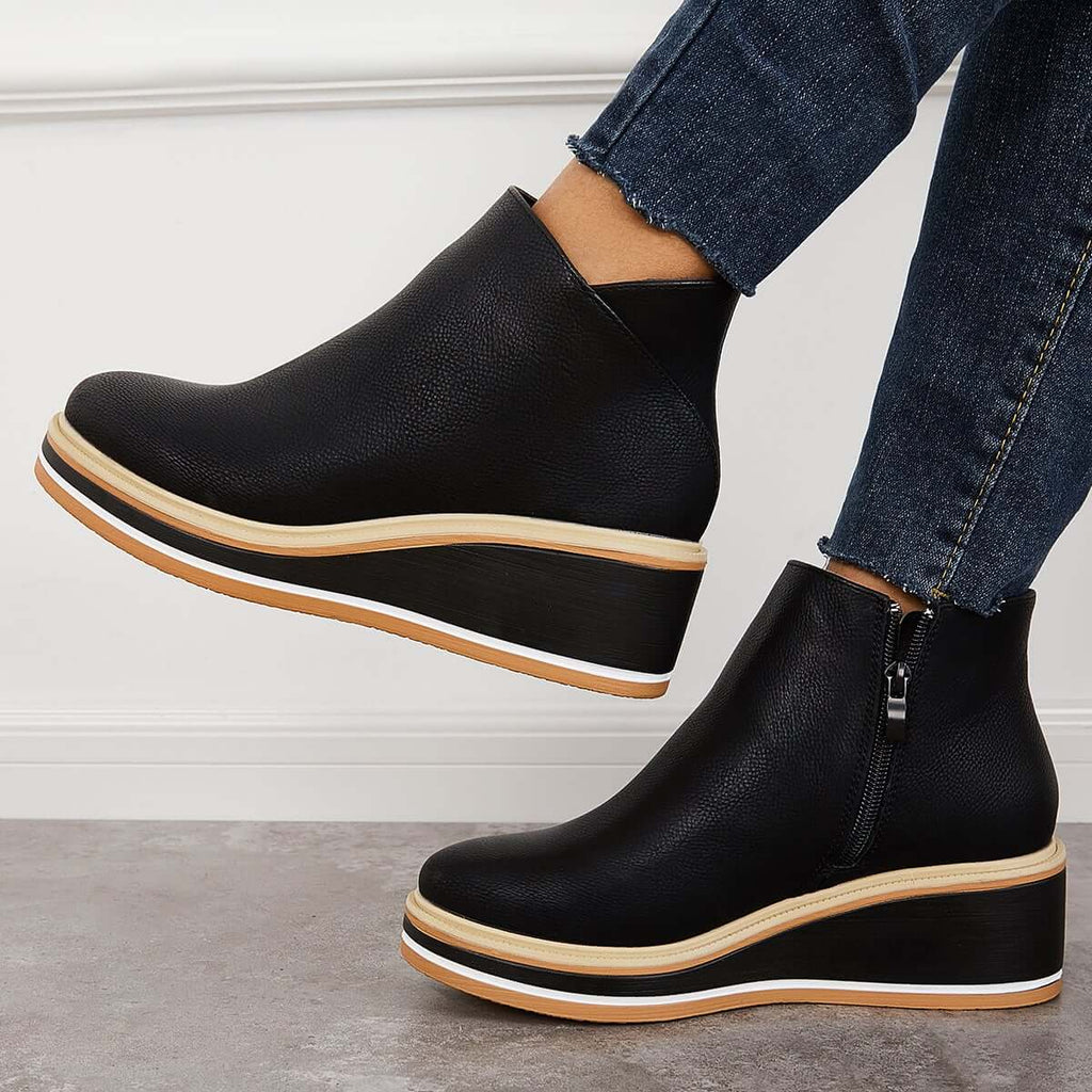 Classic Orthopedic Sneakers with Timeless Style