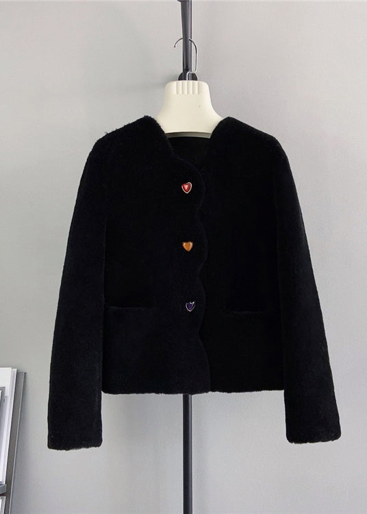 Beautifully Finished Coat in a Timeless Design