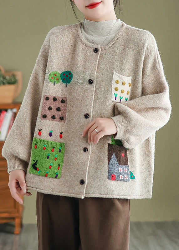Well Tailored Cardigan with a Graceful Silhouette