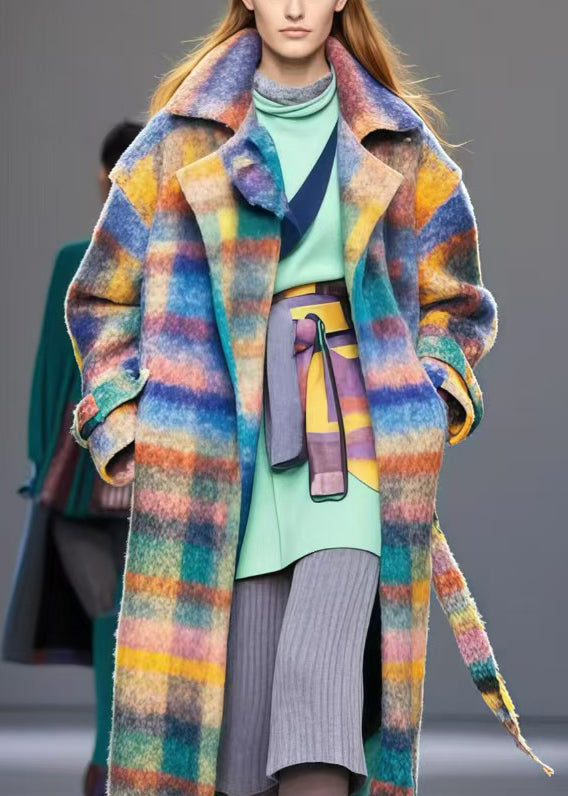 Effortlessly Elegant Coat with a Timeless Design