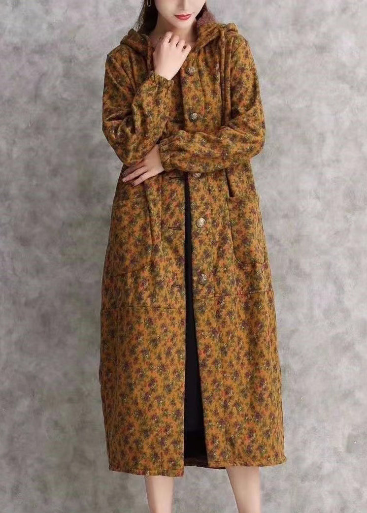 Gracefully Styled Coat for Any Occasion