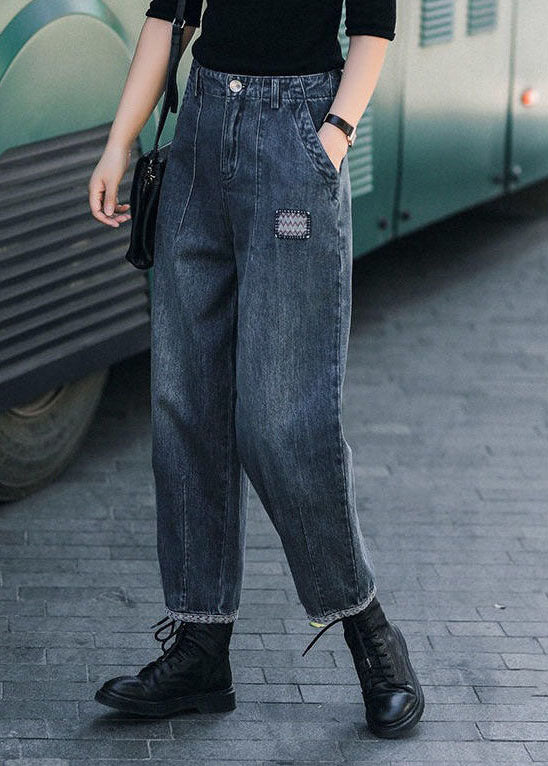 Well Tailored Pants with a Graceful Silhouette