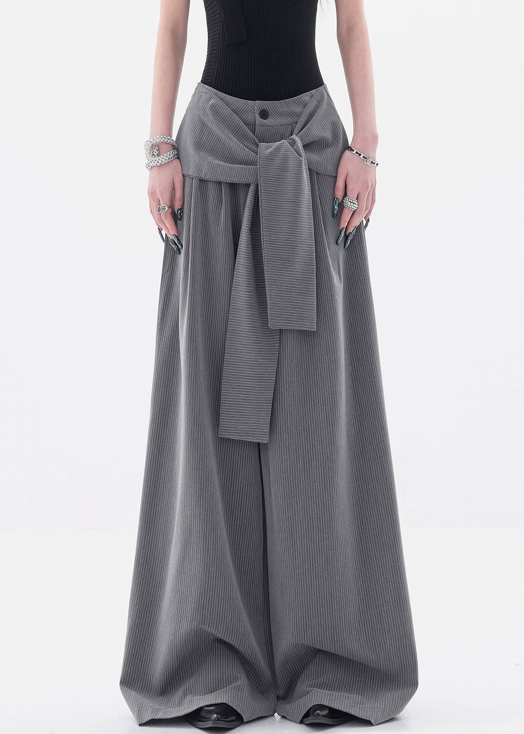 Classic Vintage Pants with a Flattering Fit