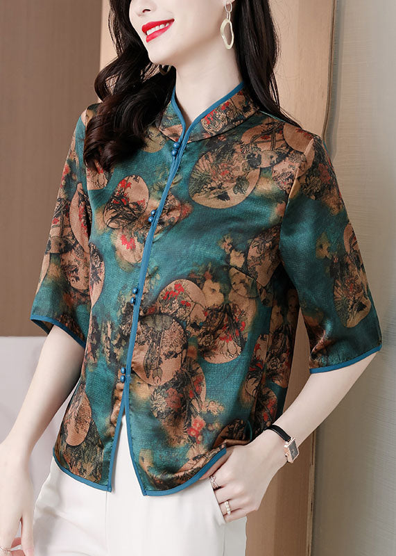 A Vintage Style Shirt with Delicate Timeless Details