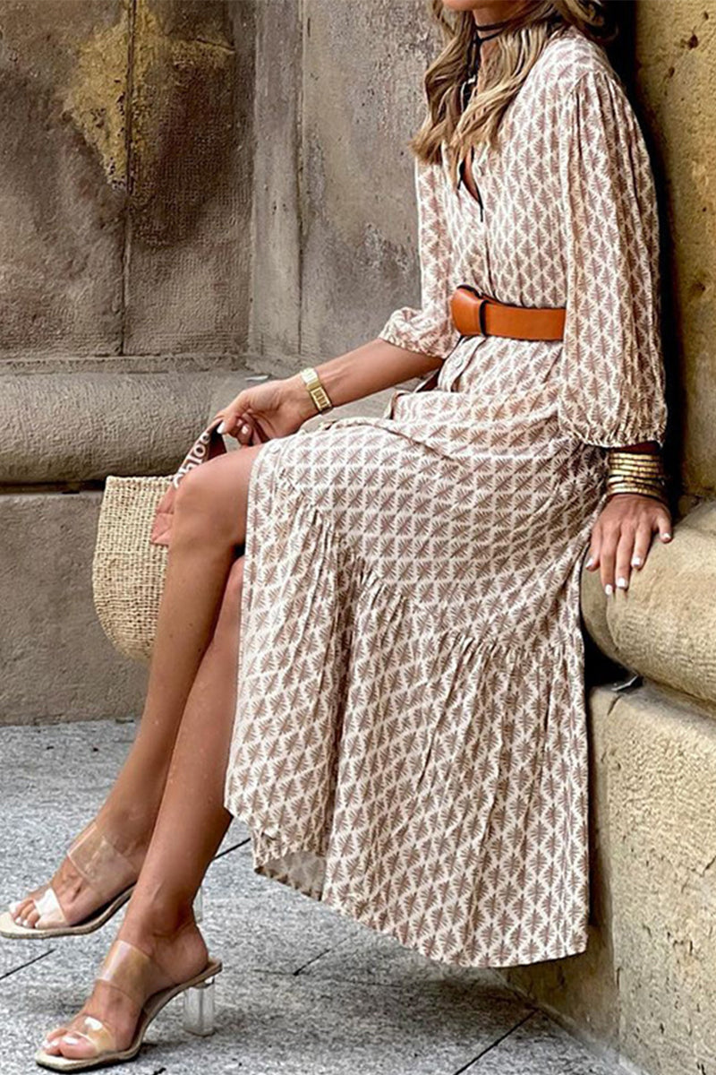Effortlessly Elegant Dress with a Timeless Design