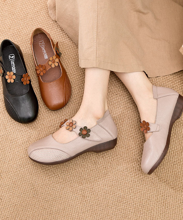 Graceful Orthopedic Shoes for Modern Look