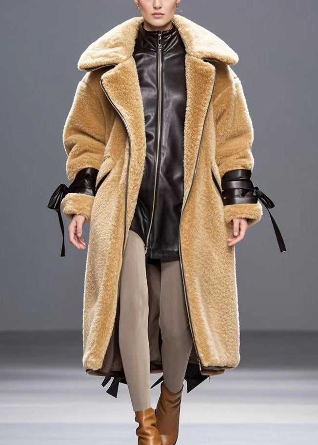 Sophisticated Coat with a Clean Classic Look