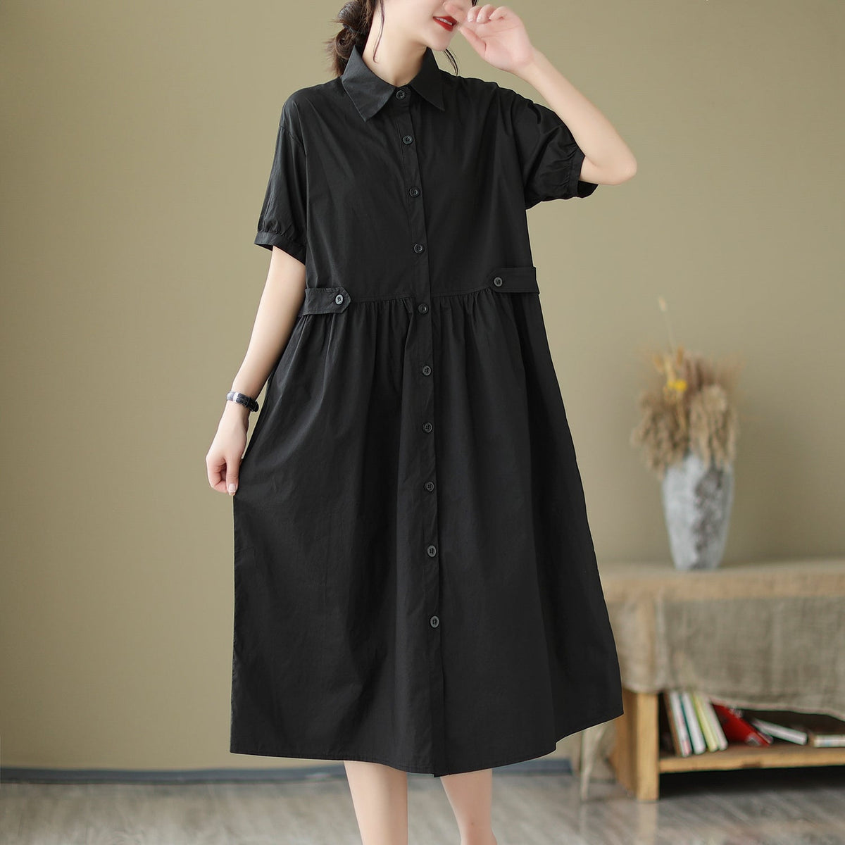 Sophisticated Dress with a Clean Classic Look