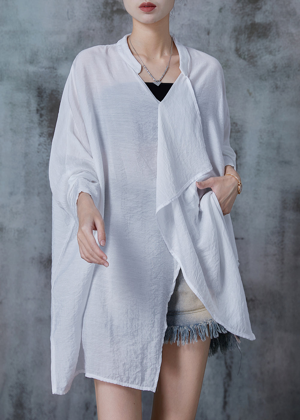 Well Tailored Shirt with a Graceful Silhouette