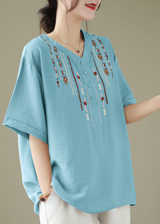 Classic Vintage Shirt with a Flattering Fit