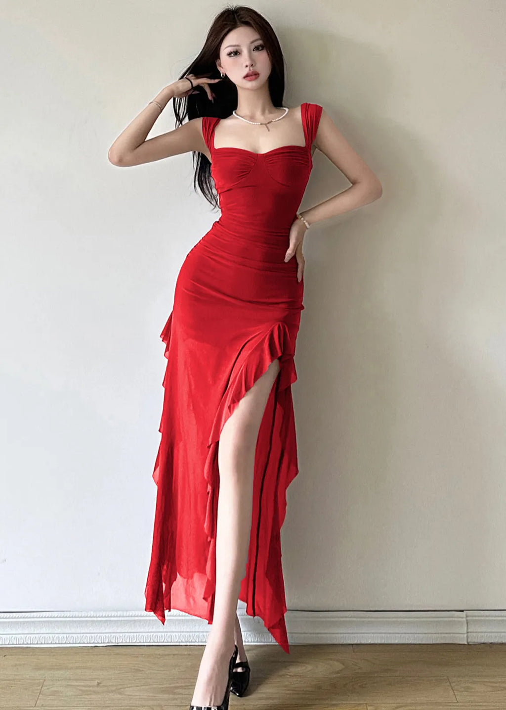 A Vintage Style Dress with Delicate Timeless Details