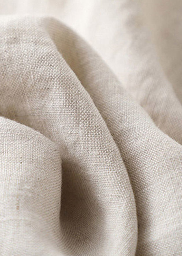 Effortlessly Elegant Pants with a Timeless Design