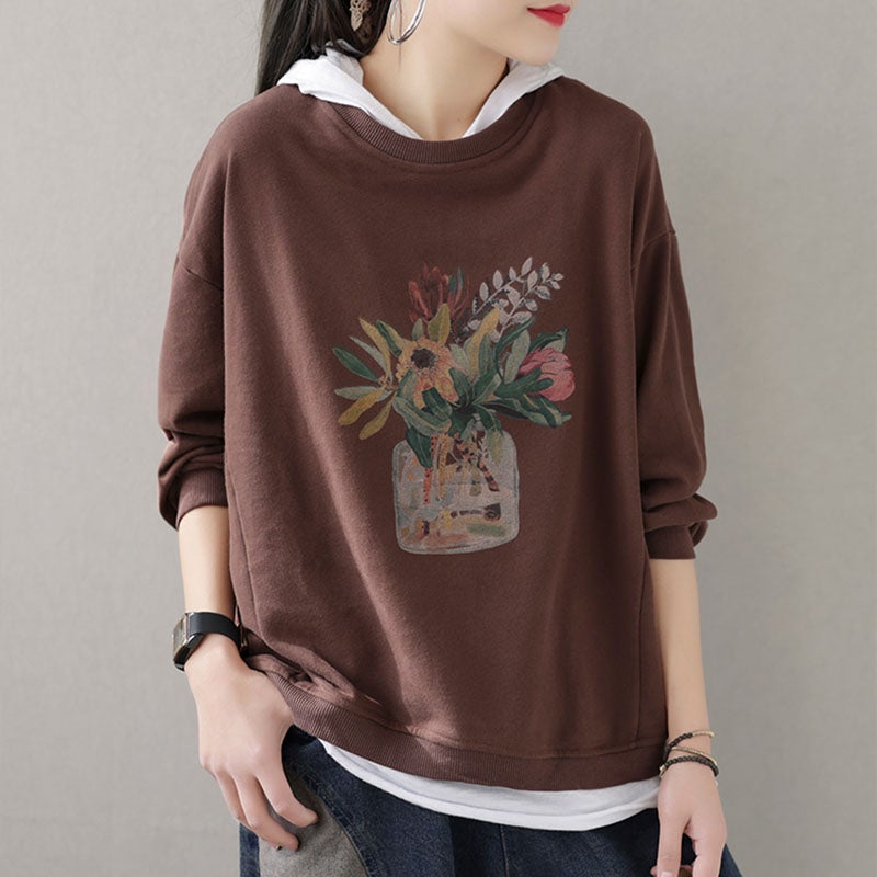 Classic Vintage Sweater with a Flattering Fit