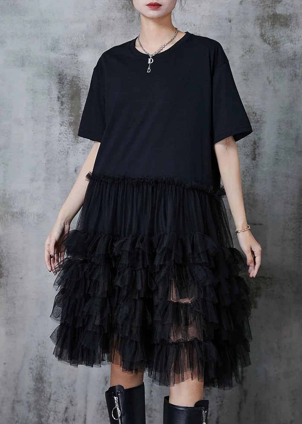 Classic Vintage & Enduringly Stylish Dress