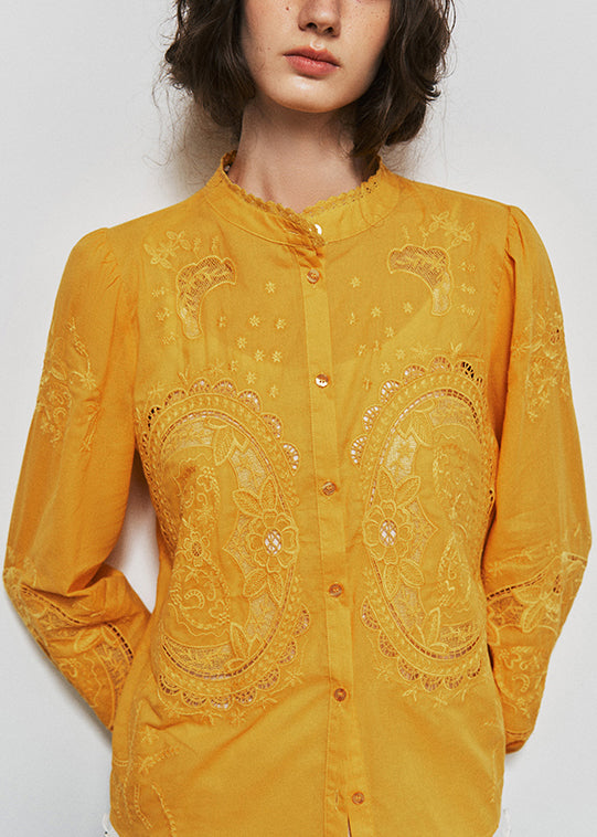 Well Tailored Shirt with a Graceful Silhouette