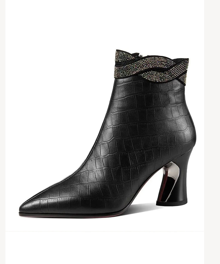 Graceful Orthopedic Boots for Modern Look