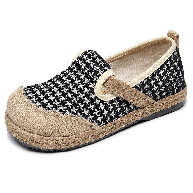 Chic Orthopedic Shoes with Unique Design