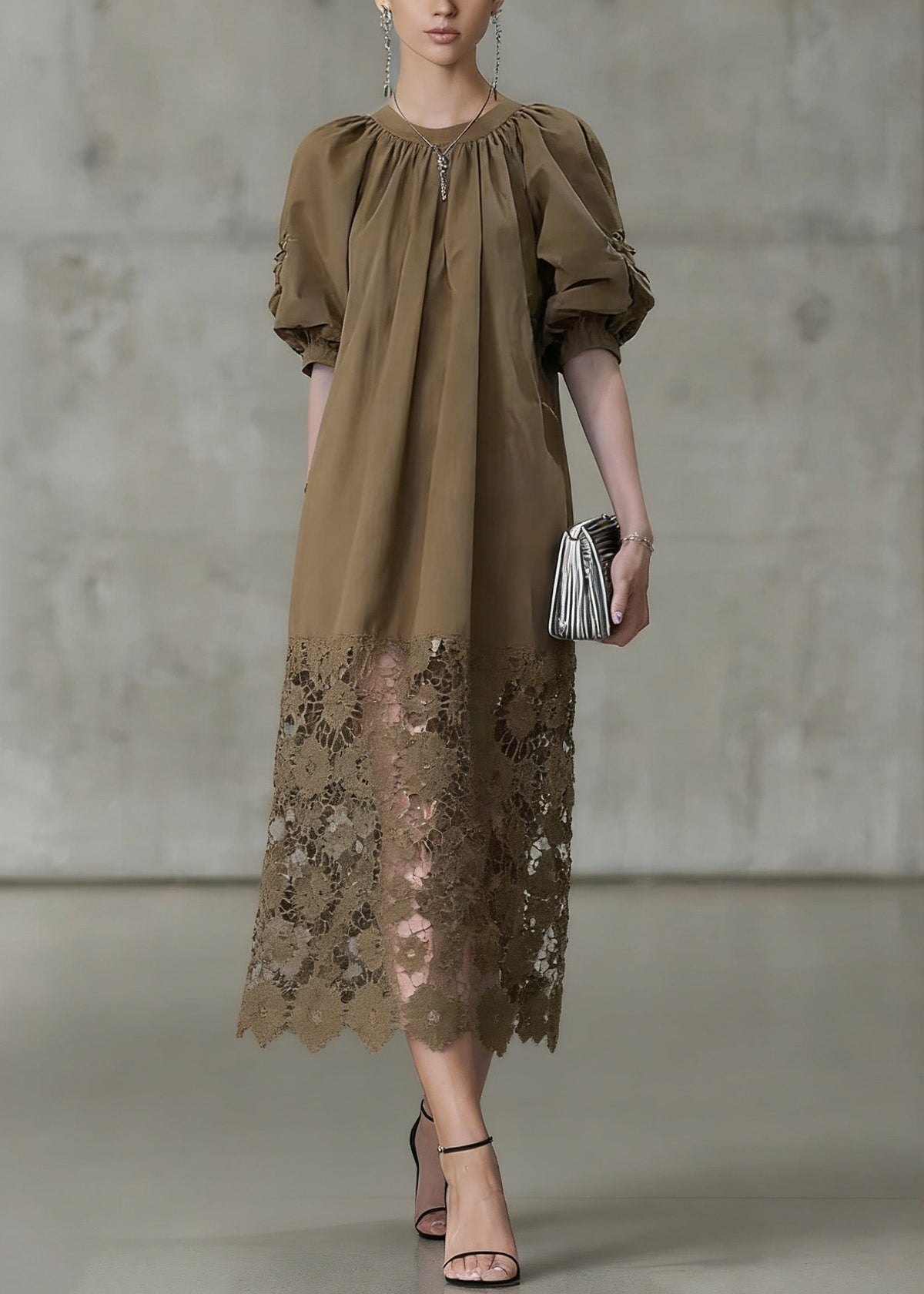 Classic Vintage Dress with a Flattering Fit