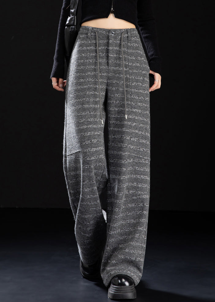 Classic Vintage Pants with a Flattering Fit