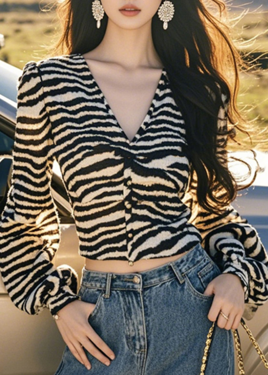 Polished Top with an Effortless Classic Look