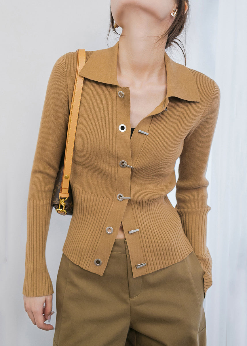 Well Tailored Shirt with a Graceful Silhouette