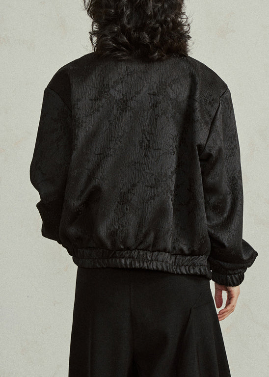 Well Tailored Coat with a Graceful Silhouette