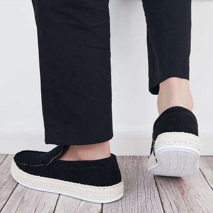 Chic Orthopedic Loafers with Unique Design