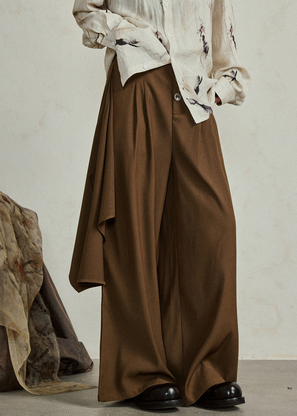 Elegantly Styled Pants for Everyday Wear