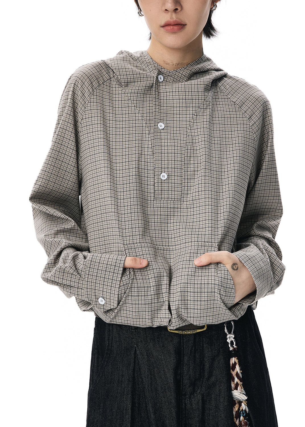 Classic Vintage Shirt with a Flattering Fit