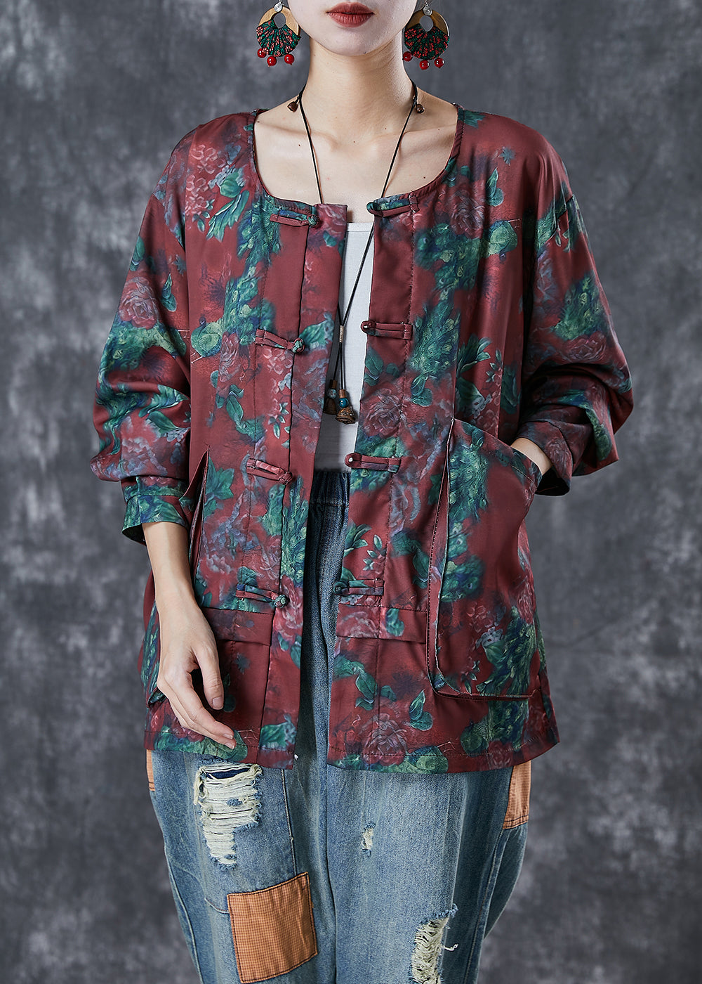 Classic Vintage Shirt with a Flattering Fit