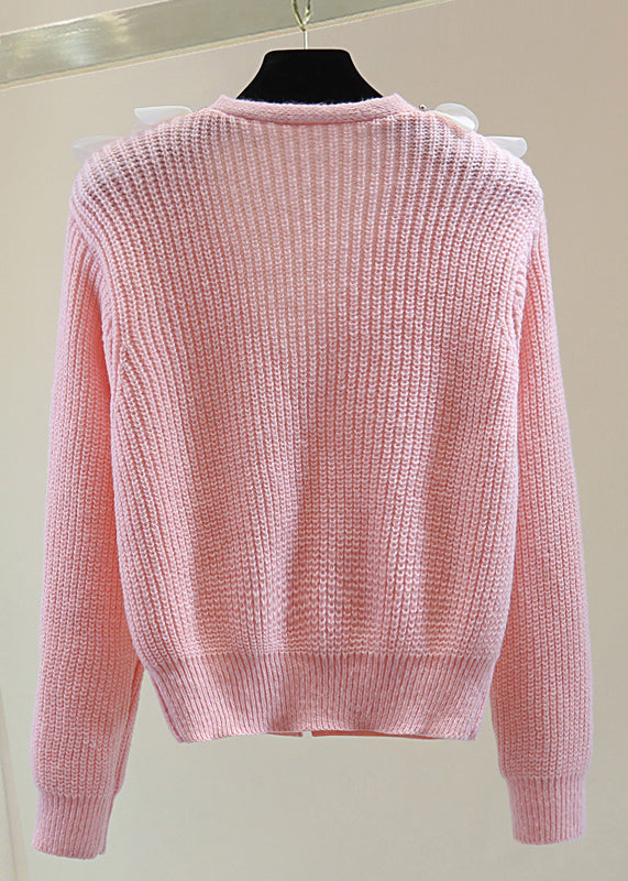 Classic Vintage Sweater with a Flattering Fit