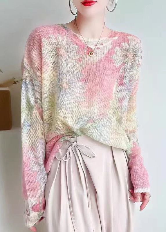 Effortlessly Elegant Top with a Timeless Design
