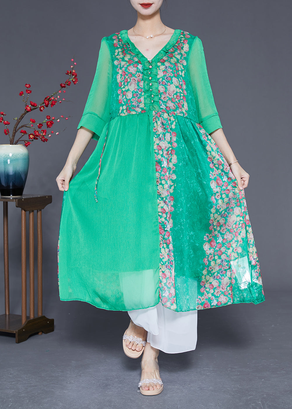 Classic Vintage & Enduringly Stylish Dress