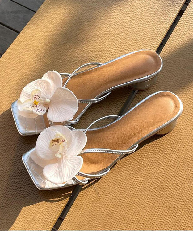 Graceful Orthopedic Sandals for Modern Look