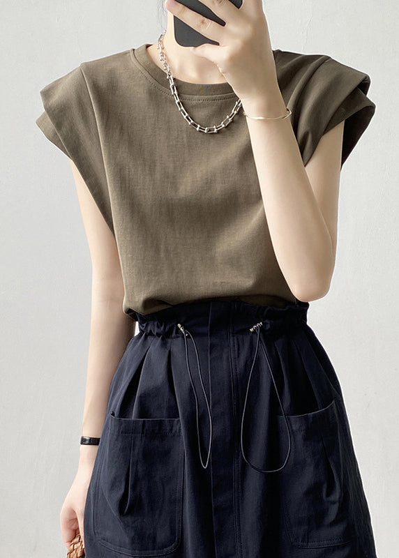 Classic Vintage Shirt with a Flattering Fit