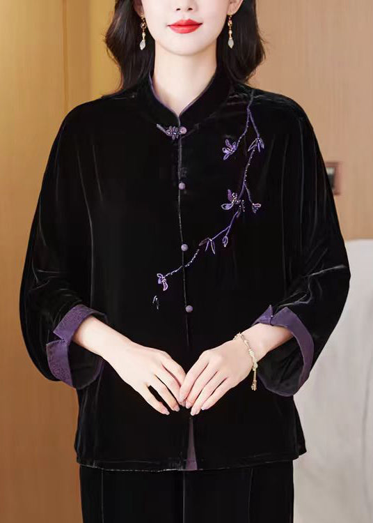Classic Vintage & Enduringly Stylish Coat