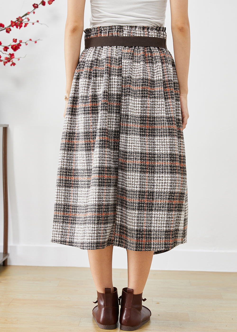 Beautifully Finished Garment in a Timeless Design