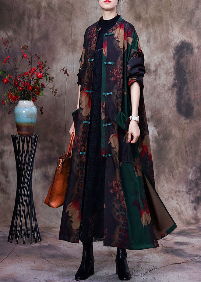 Elegantly Styled Coat for Everyday Wear