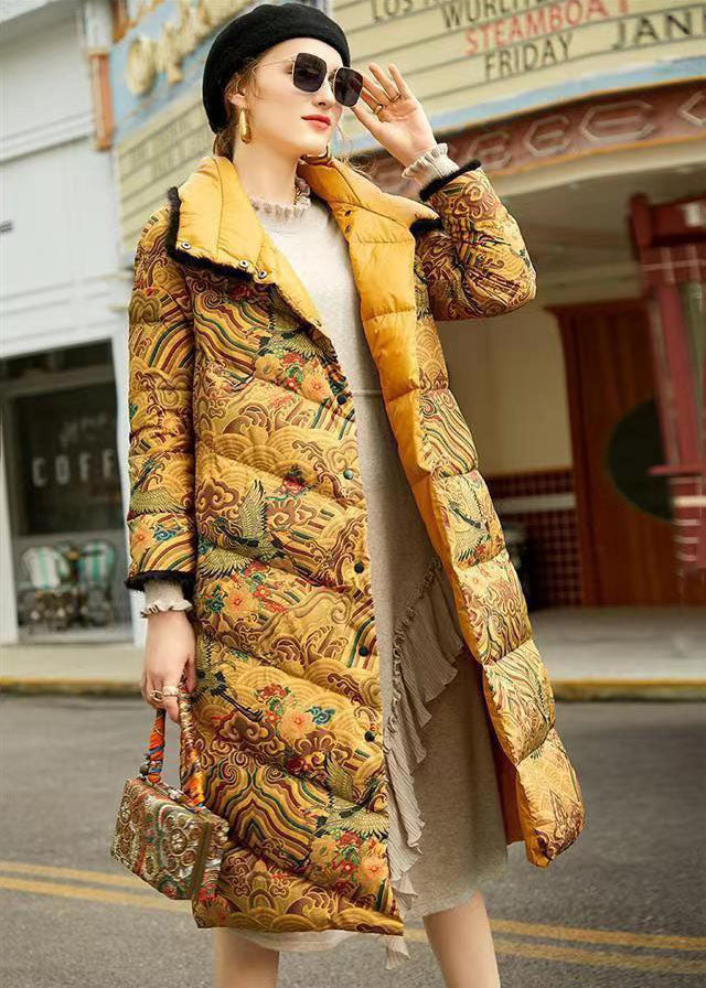 Sophisticated Coat with a Clean Classic Look