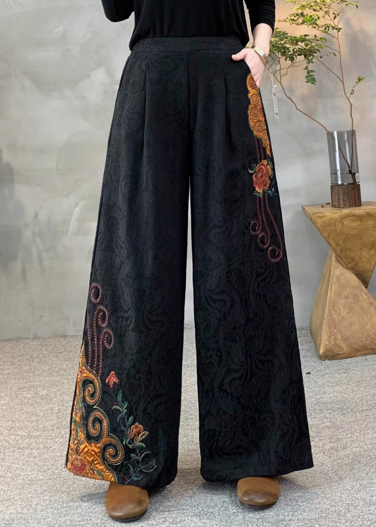 Classic Vintage Pants with a Flattering Fit