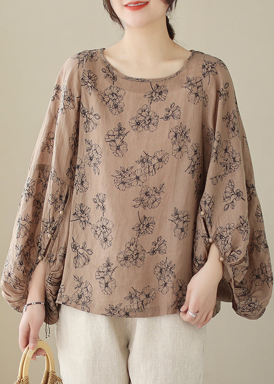 A Vintage Style Blouse with Delicate Timeless Details