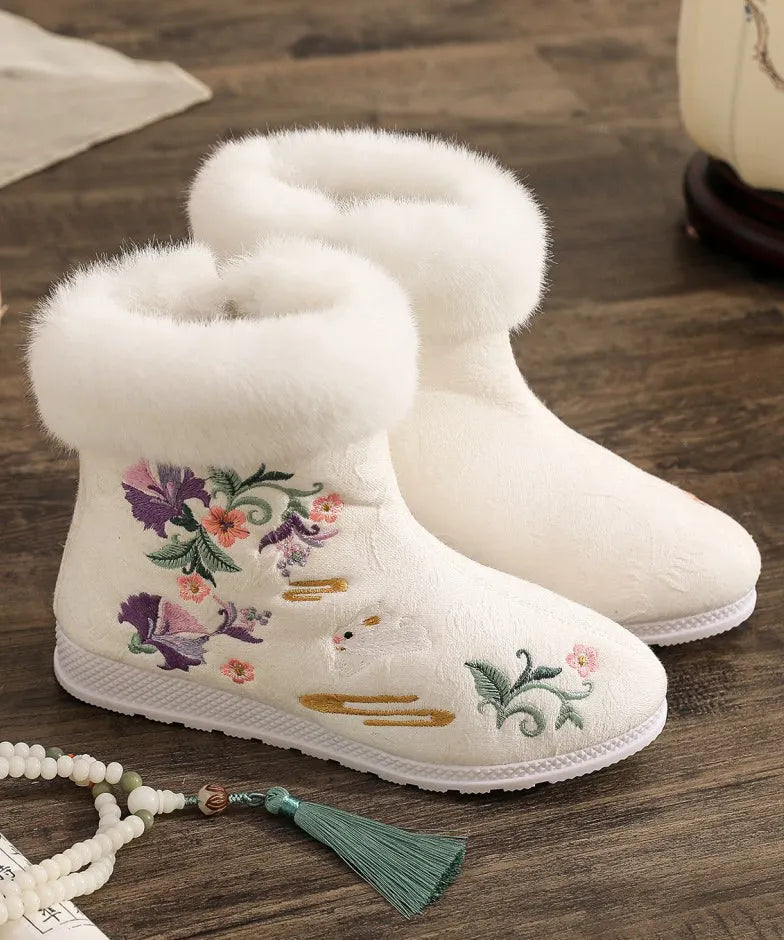 Graceful Orthopedic Boots for Modern Look