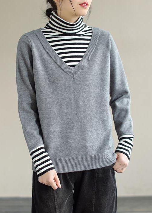 Effortlessly Elegant Sweater with a Timeless Design